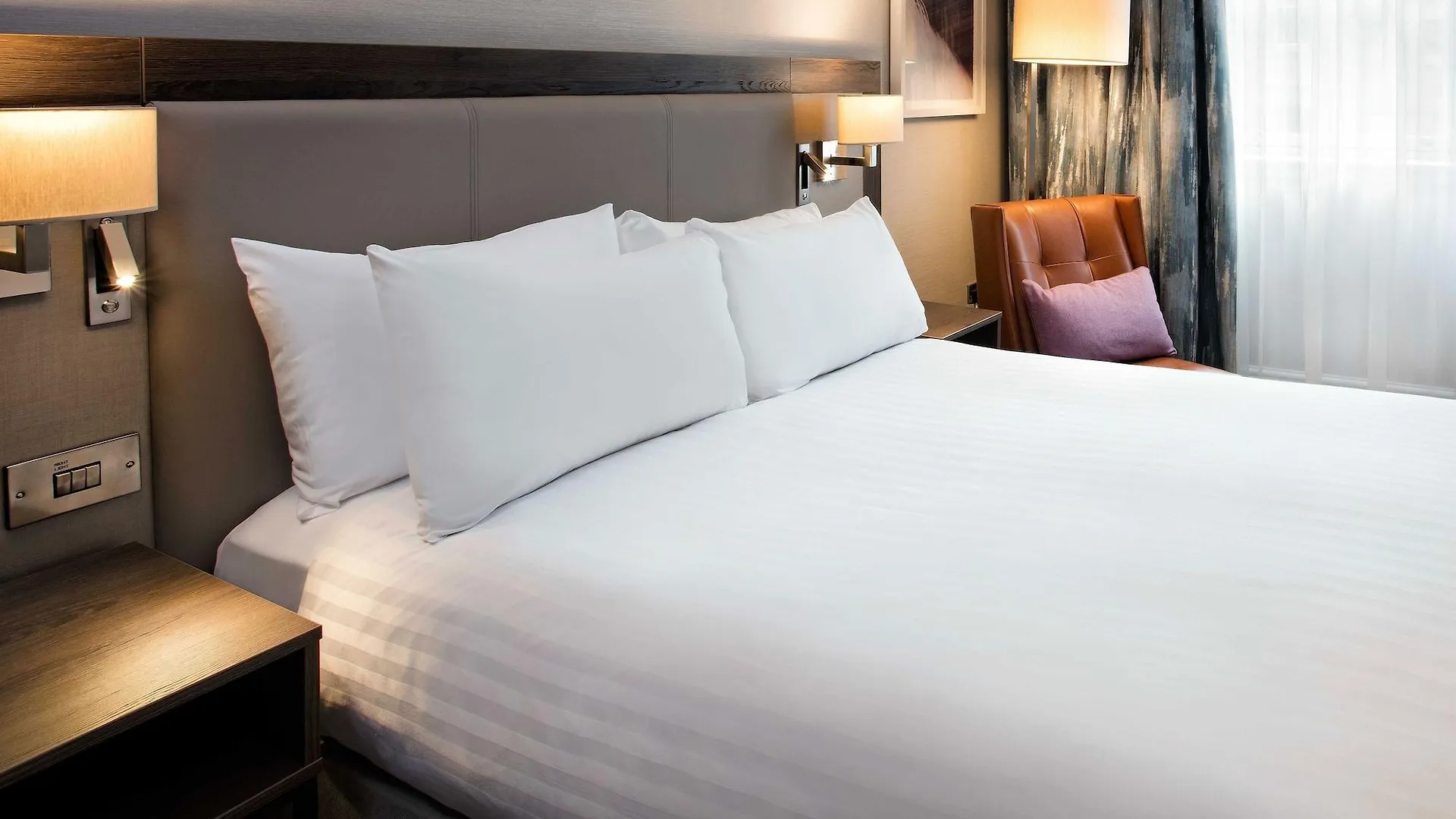 Hilton Edinburgh Carlton Hotel