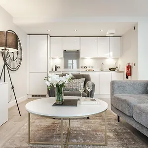 Apartment Tailored - Studios, Free Parking 
